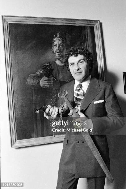 Opera singer Jess Thomas holding a sword for his role in the opera 'Lohengrin' in The Metropolitan Opera House Gallery, New York City, New York,...