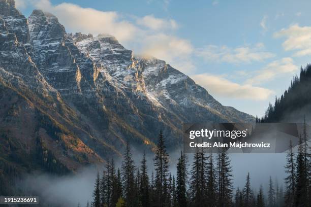 Tupper Photo 55 Mount Tupper Stock Photos, High-Res Pictures, and Images - Getty Images