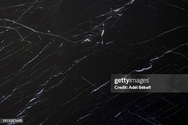 black marble background - marbre photos et images de collection