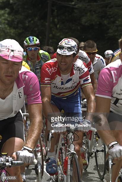 Abraham Olano of Spain and team Banesto in action during Stage 11 of the Tour de France between Andorra and Perpignan. Olano finished 37th. \...
