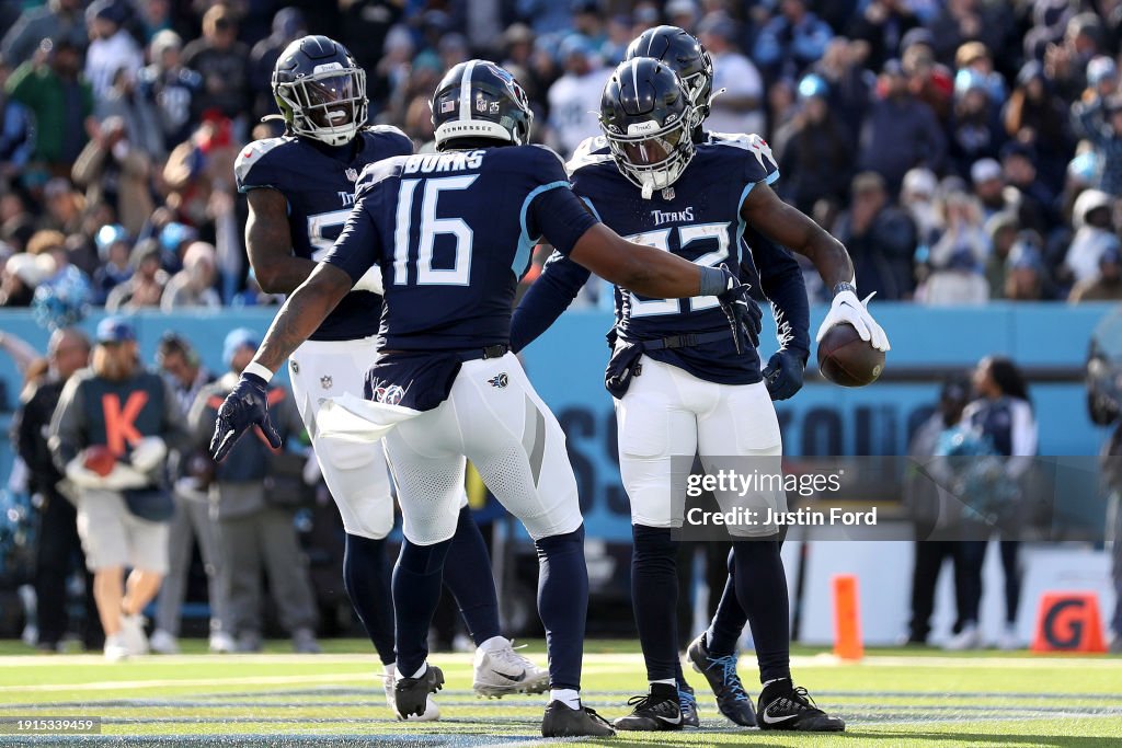 Jacksonville Jaguars v Tennessee Titans