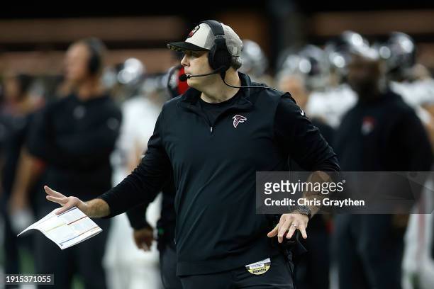 Atlanta Falcons head coach Arthur Smith looks on in the third quarter during a game against the New Orleans Saints at Caesars Superdome on January...