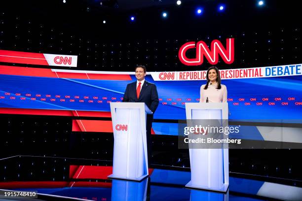 Ron DeSantis, governor of Florida and 2024 Republican presidential candidate, left, and Nikki Haley, former ambassador to the United Nations and 2024...