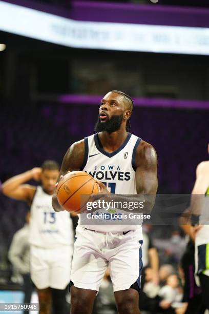 Lance Stephenson of the Iowa Wolves prepares to shoot a free throw during the game against G League Ignite on January 10, 2024 at the Dollar Loan...