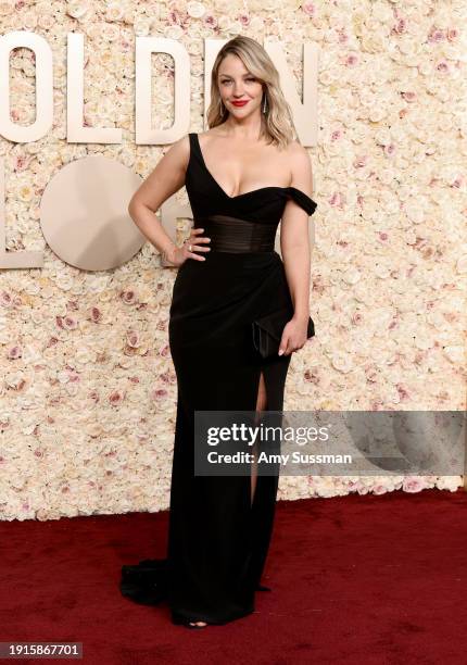 Abby Elliott attends the 81st Annual Golden Globe Awards at The Beverly Hilton on January 07, 2024 in Beverly Hills, California.