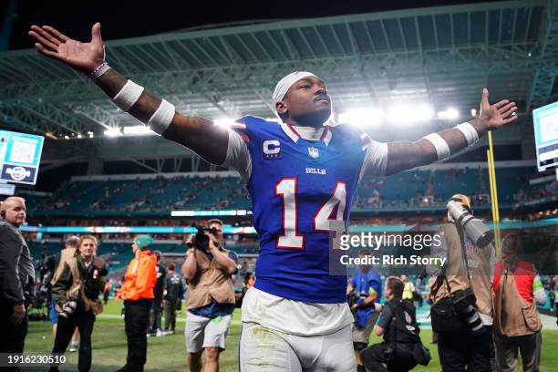 Stefon Diggs of the Buffalo Bills reacts after a 21-14 victory against the Miami Dolphins at Hard Rock Stadium on January 07, 2024 in Miami Gardens,...