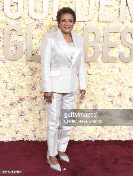 Wanda Sykes arrives at the 81st Annual Golden Globe Awards at The Beverly Hilton on January 07, 2024 in Beverly Hills, California.