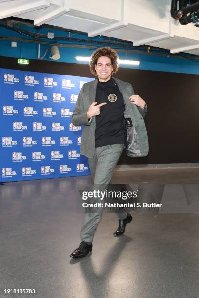 Anderson Varejão arrives to the arena before the game on January 11, 2024 at The Accor Arena in Paris, France. NOTE TO USER: User expressly...