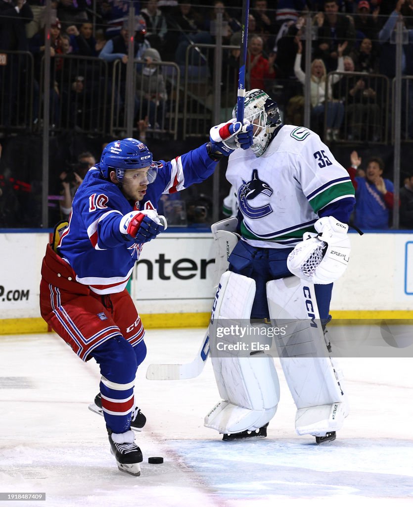 Vancouver Canucks v New York Rangers