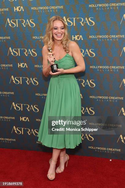 Jeri Ryan, winner of the Best Supporting Actress in a Streaming Series, Drama award for "Star Trek: Picard" pose in the press room during the 2024...