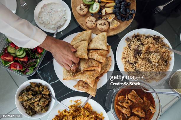 the eid feast - cultura paquistã imagens e fotografias de stock