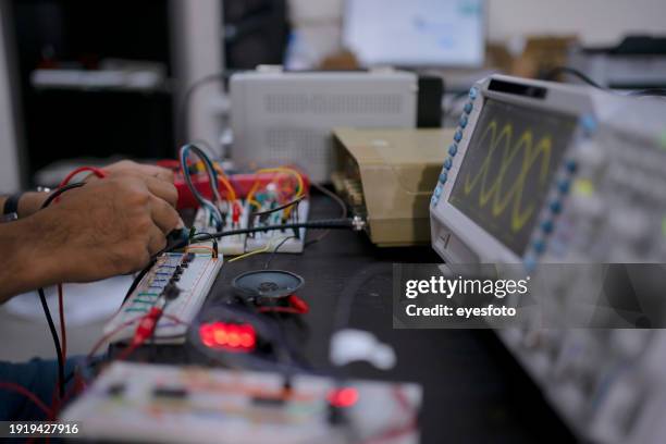 Electronic Engineering Lab Work 5,692 Electronics Test Lab Stock Photos, High-Res Pictures, and Images ...