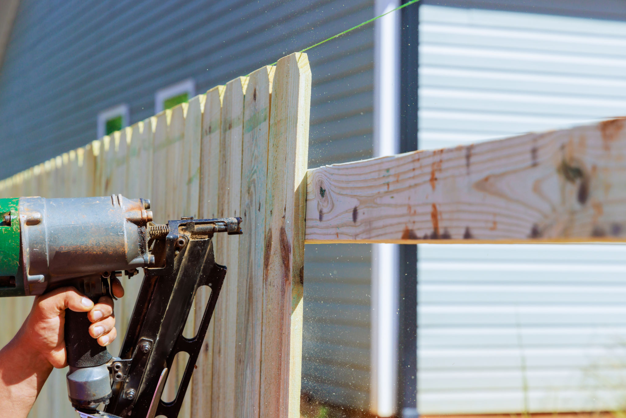 fence contractor