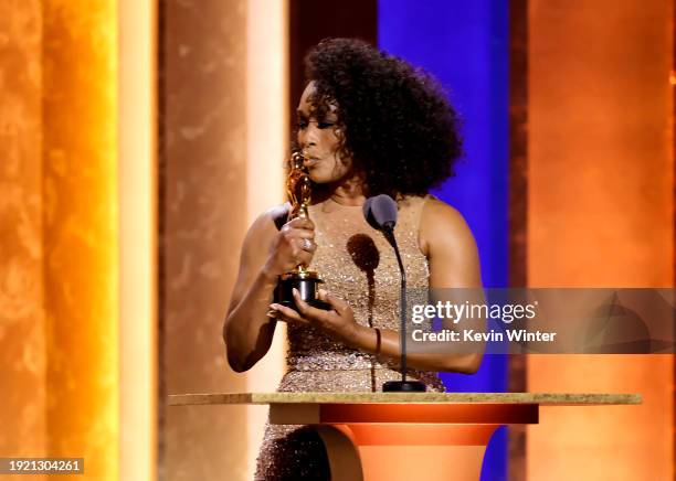 Angela Bassett accepts an honorary Oscar onstage during the Academy Of Motion Picture Arts & Sciences' 14th Annual Governors Awards at The Ray Dolby...