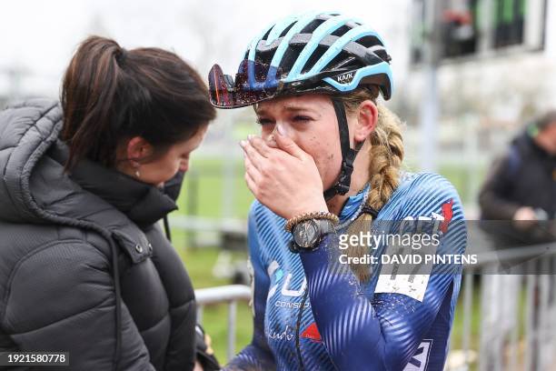 Belgian Ilken Seynave celebrates after winning the junior women race at the Belgian Championships cyclocross cycling in Meulebeke, on Saturday 13...