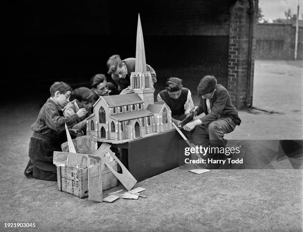 13 Camberwell High School Stock Photos, HighRes Pictures, and Images