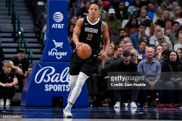Desmond Bane of the Memphis Grizzlies brings the ball up court during the second half against the Dallas Mavericks at American Airlines Center on...