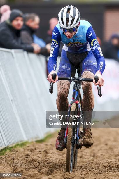 Belgian Arthur Van den Boer pictured in action during the junior men race at the Belgian Championships cyclocross cycling in Meulebeke, on Saturday...