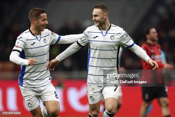 Teun Koopmeiners of Atalanta BC celebrates after scoring his team's second goal during the Coppa Italia match between AC Milan and Atalanta BC on...