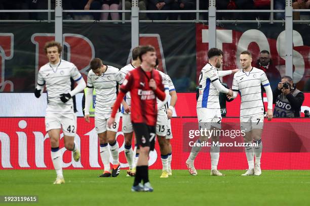 Teun Koopmeiners of Atalanta BC celebrates scoring his team's second goal from a penalty with teammates during the Coppa Italia match between AC...