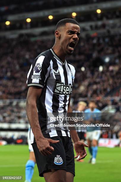 Alexander Isak of Newcastle United encourages the crowd as he celebrates their 2nd goal during the Premier League match between Newcastle United and...