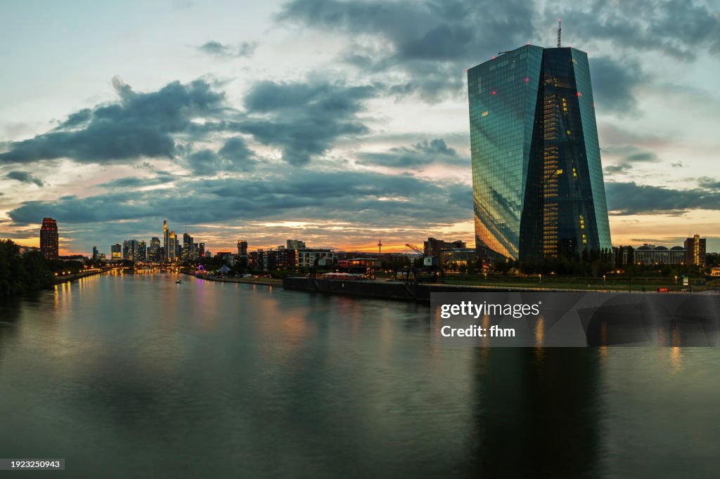 ECB building and Frankfurt skyline at twilight (Frankfurt/ Main, Germany)