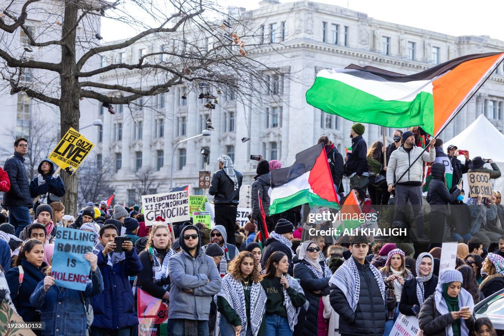 Demonstration-in-solidarity-with-Palestinians-in-Washington