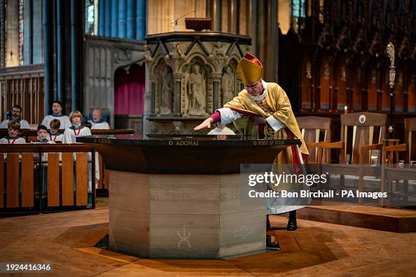 Salisbury Cathedral new altars