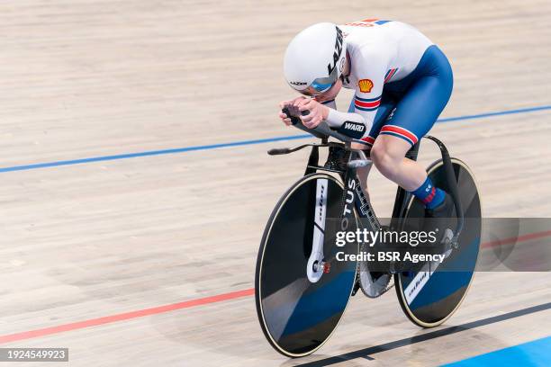 Anna Morris of Great Britain competing in the Women's Individual Pursuit during Day 5 of the 2024 UEC Track Elite European Championships at Omnisport...