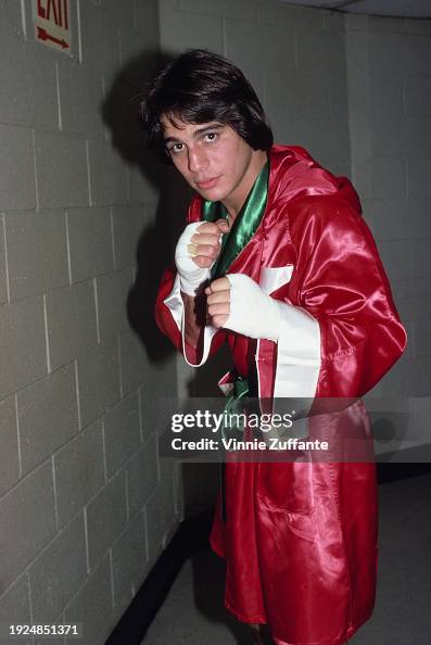 Red Robe Actor American actor Tony Danza, wearing a red robe with white and green ...