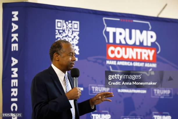 Former HUD Secretary Ben Carson campaigns for Republican presidential candidate former U.S. President Donald Trump at the Grace Baptist Church on...