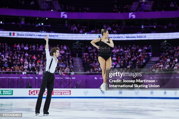 Sara Conti and Niccolo Macii of Italy compete in the Pairs Free Skating during the ISU European Figure Skating Championships at Zalgirio Arena on...