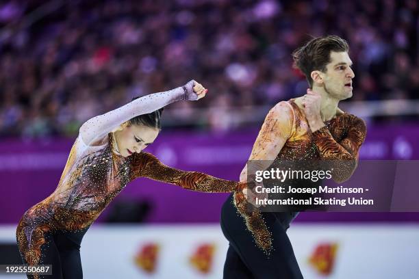 Lucrezia Beccari and Matteo Guarise of Italy compete in the Pairs Free Skating during the ISU European Figure Skating Championships at Zalgirio Arena...