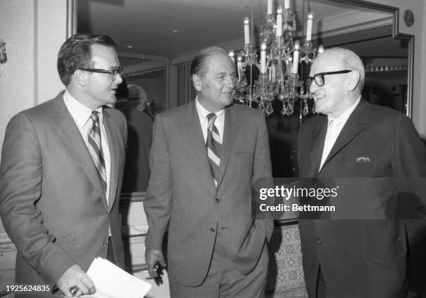 Lamar Hunt , the president of both the Kansas City Chiefs and the new American Football Conference, Tex Schramm , the president and general manager...