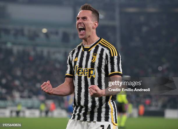 Arkadiusz Milik of Juventus celebrates after scoring the team's third goal during the Coppa Italia match between Juventus and Frosinone Calcio at...