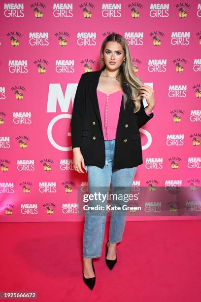 Hallie Rocke 144 Photos & High Res Pictures - Getty Images