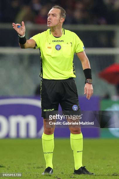 Luca Pairetto referee gestures during the Serie A TIM match between ACF Fiorentina and Udinese Calcio - Serie A TIM at Stadio Artemio Franchi on...