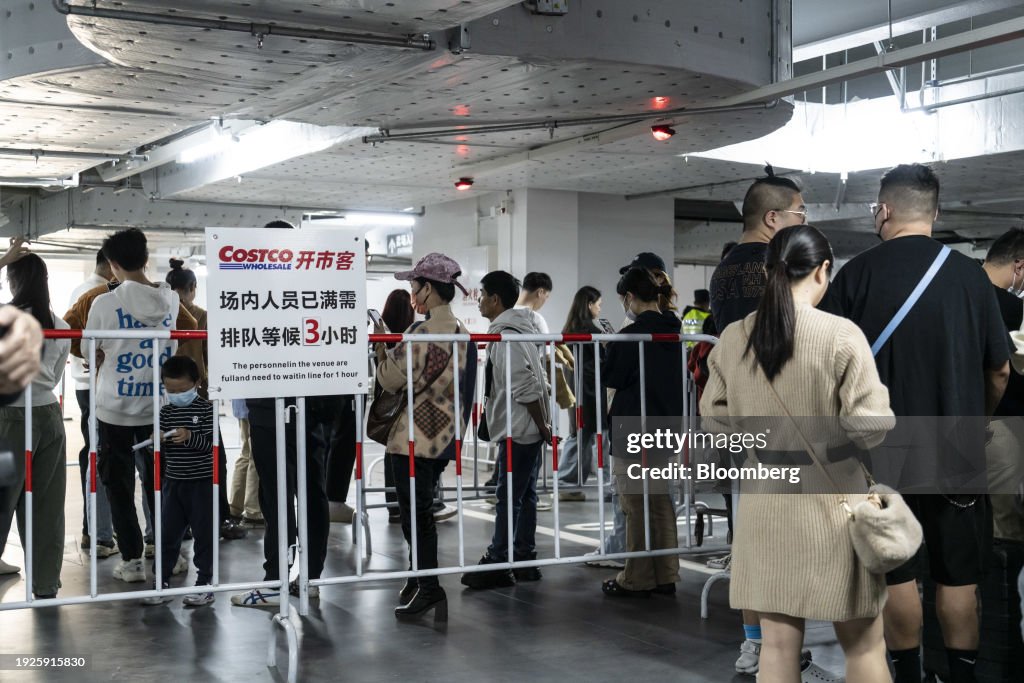 Costco's New China Store Triggers Shopping Frenzy on Opening Day