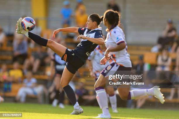 Emily Gienik of Victory attempts a shot on goal during the A-League Women round 12 match between Melbourne Victory and Perth Glory at Leichhardt...