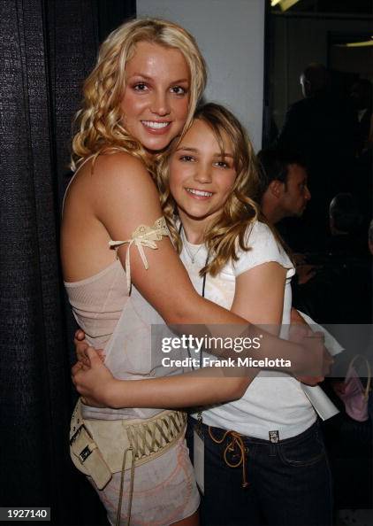 Nickelodeon's 16th Annual Kids' Choice Awards - Backstage Nickelodeon's 16th Annual Kids' Choice Awards - Backstage