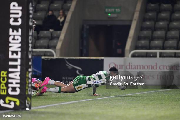 Tommaso Menoncello of Benetton Rugby scores their team's third try during the EPCR Challenge Cup match between Newcastle Falcons and Benetton Rugby...
