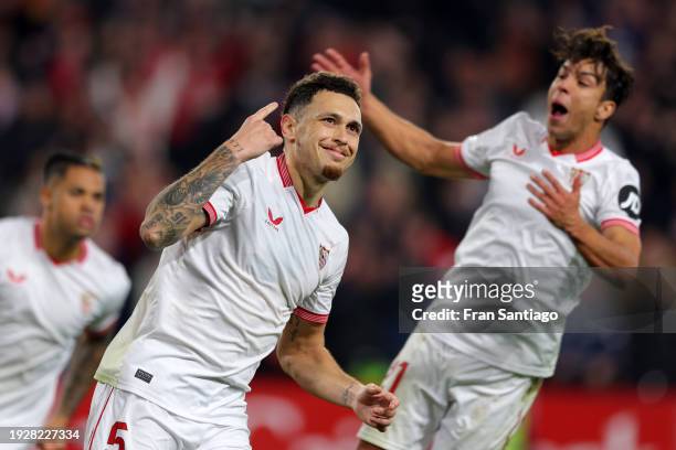 Lucas Ocampos of Sevilla FC celebrates scoring his team's second goal during the LaLiga EA Sports match between Sevilla FC and Deportivo Alaves at...
