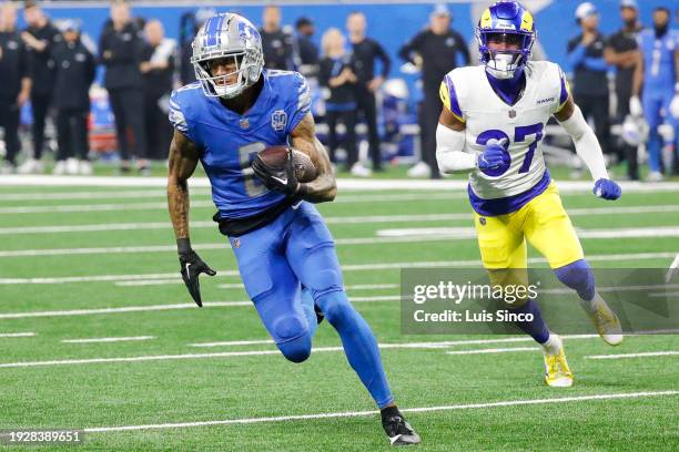 Detroit Lions wide receiver Josh Reynolds runs after a catch against Los Angeles Rams during the first half of the NFC Wildcard game at Ford Field in...