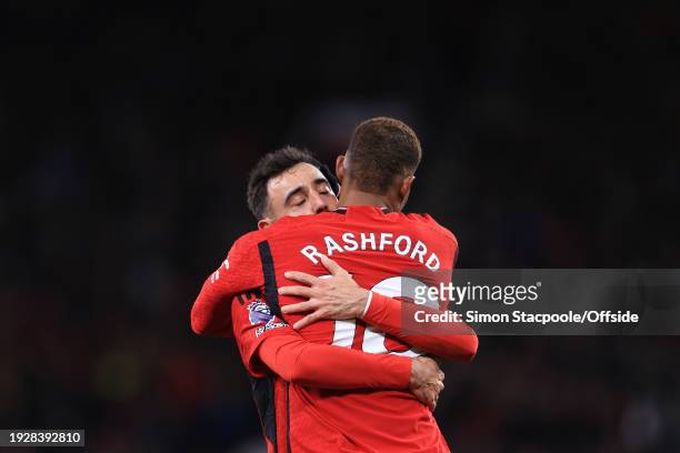 Marcus Rashford of Manchester United hugs Bruno Fernandes of Manchester United as he celebrates after scoring their 2nd goal during the Premier...