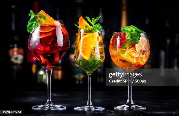 close-up of drinks on table - apfelpunsch stock-fotos und bilder