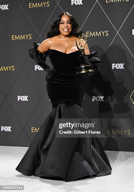 Niecy Nash-Betts, winner of the Outstanding Supporting Actress in a Limited or Anthology Series or Movie award for "Dahmer Monster: The Jeffrey...