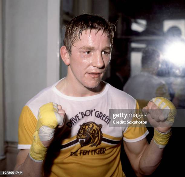 Dave Rent Boxer 3,829 Boys In Boxers Stock Photos, High-Res Pictures, and Images ...