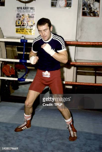 British middleweight boxer Alan Minter exercises in the ring in London, England, October 31, 1978. Minter was the champion of Europe and Great...