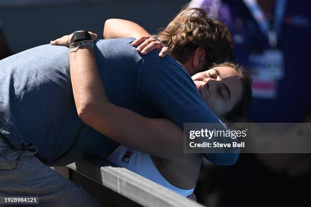 Emma Navarro of USA embraces her coach after winning the 2024 Hobart International at Domain Tennis Centre on January 13, 2024 in Hobart, Australia.