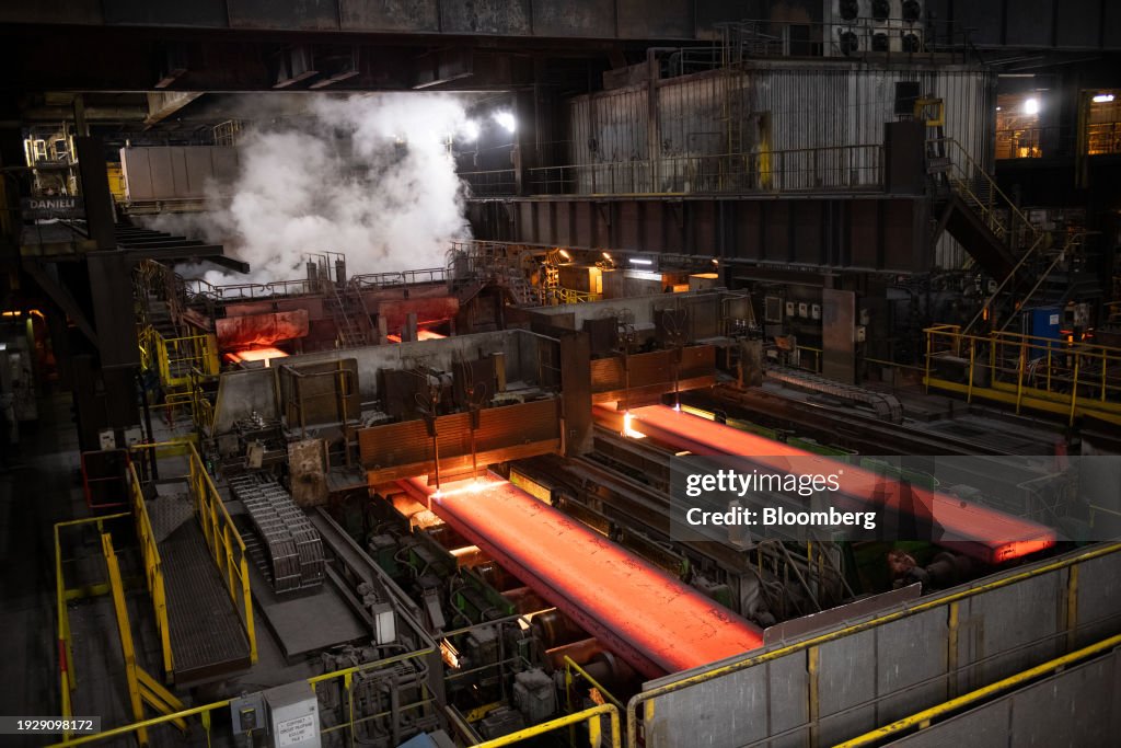 French Finance Minister Le Maire Visits Dunkirk as Emissions Reduction Investment Announced
